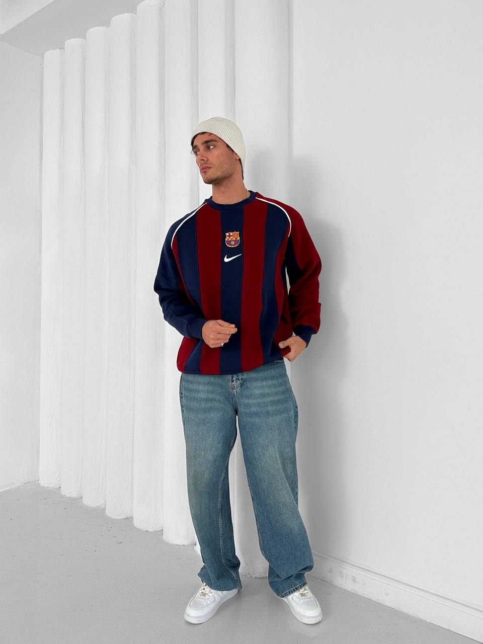 FC Barcelona 2005 Retro Striped Crewneck – Stryve